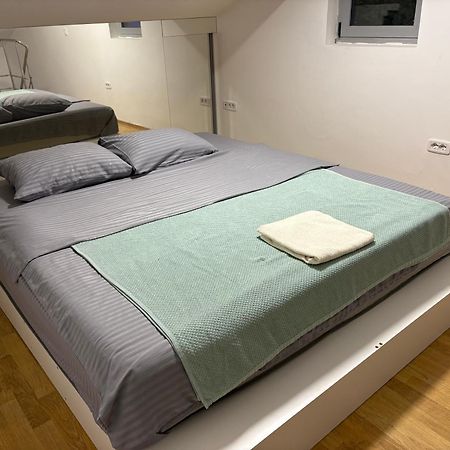 Waterfront Apartments Kotor Bagian luar foto