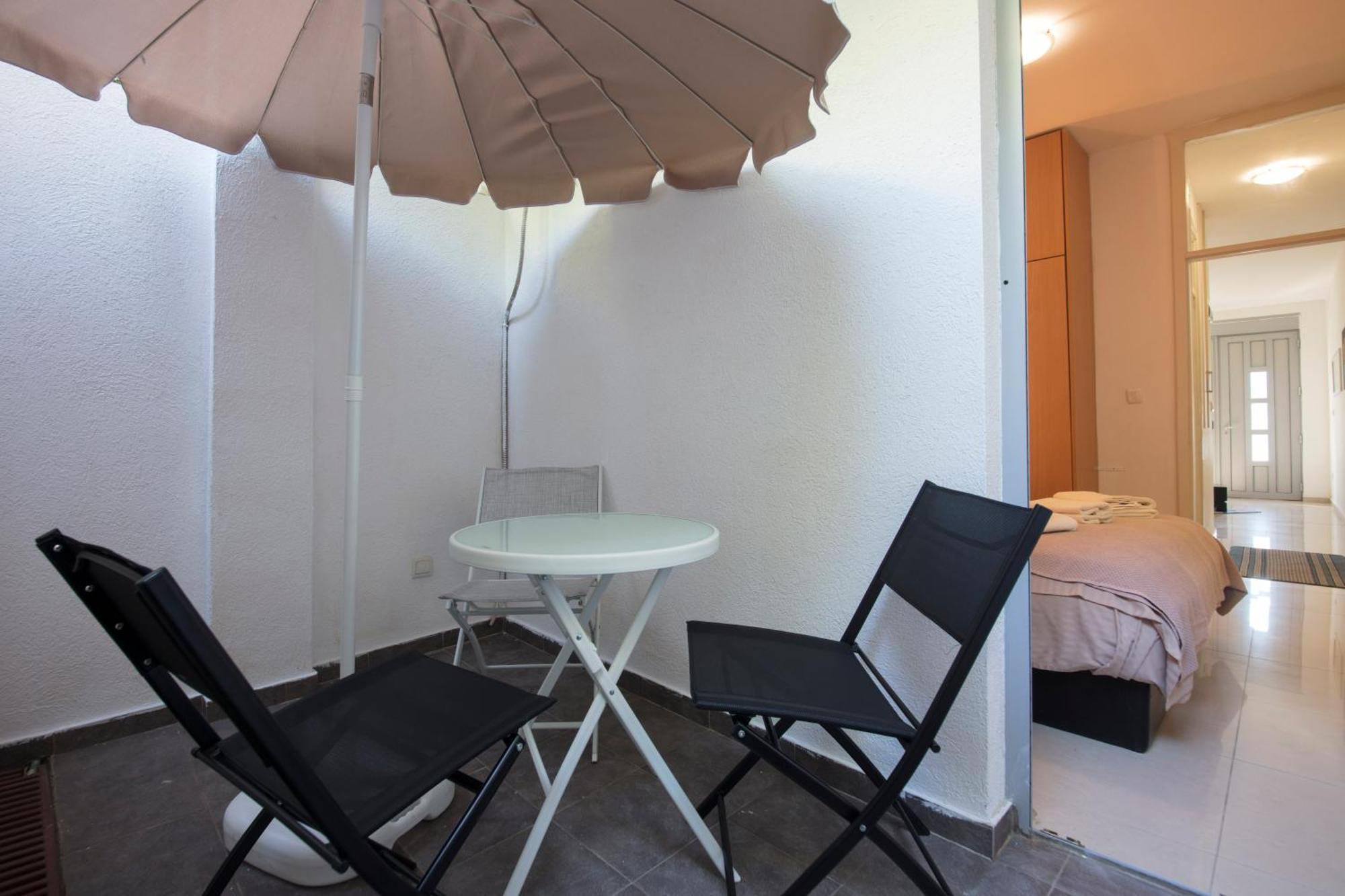 Waterfront Apartments Kotor Bagian luar foto